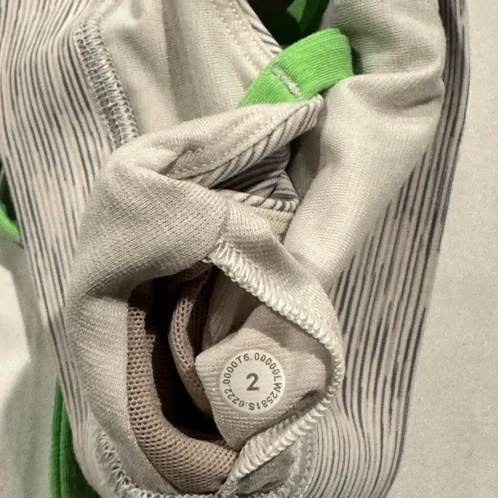 Lululemon Women's multi Bra